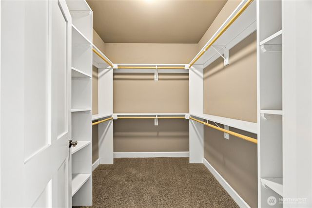 5601 48th Avenue E, Tacoma, WA 98443