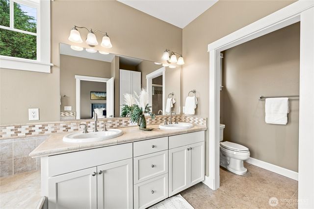 5601 48th Avenue E, Tacoma, WA 98443