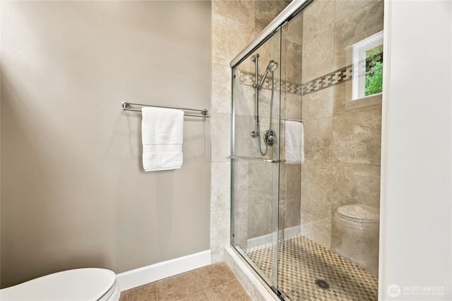5601 48th Avenue E, Tacoma, WA 98443