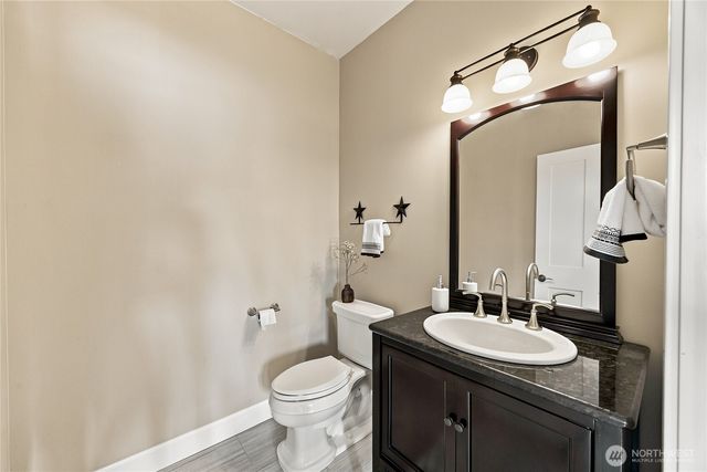 5601 48th Avenue E, Tacoma, WA 98443