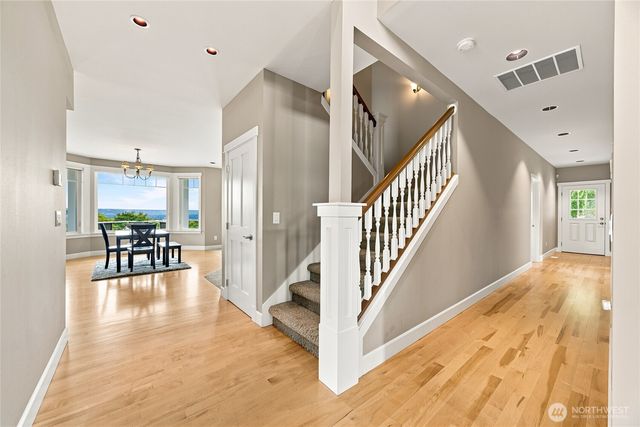 5601 48th Avenue E, Tacoma, WA 98443