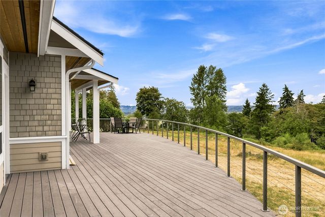 5601 48th Avenue E, Tacoma, WA 98443