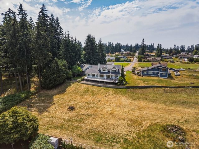 5601 48th Avenue E, Tacoma, WA 98443