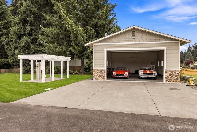 5601 48th Avenue E, Tacoma, WA 98443