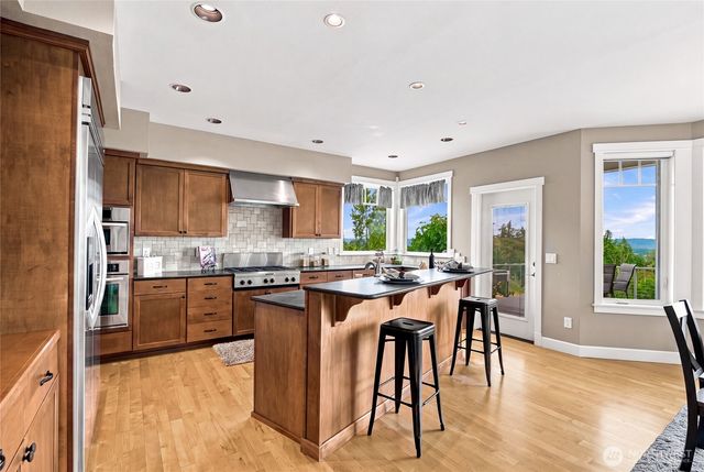 5601 48th Avenue E, Tacoma, WA 98443