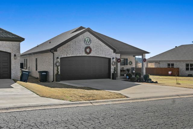 7221 Stonehenge Drive, Sherwood, AR 72120