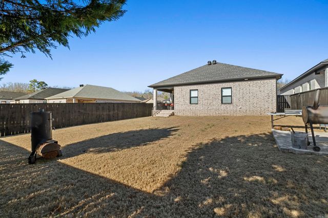 7221 Stonehenge Drive, Sherwood, AR 72120