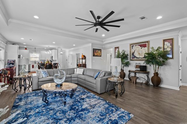 7221 Stonehenge Drive, Sherwood, AR 72120