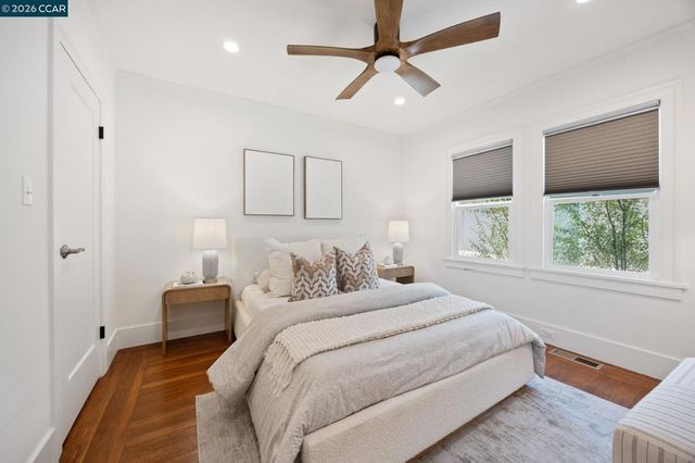 628 Poirier St, Oakland, CA 94609