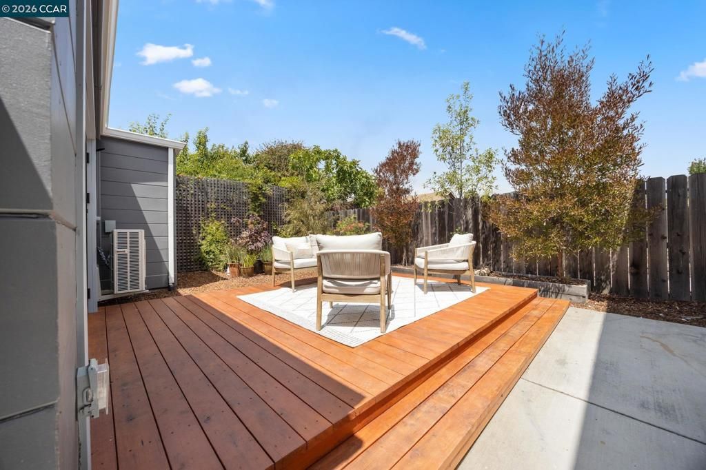 Image 42 of property listing at 628 Poirier St, Oakland, CA 94609