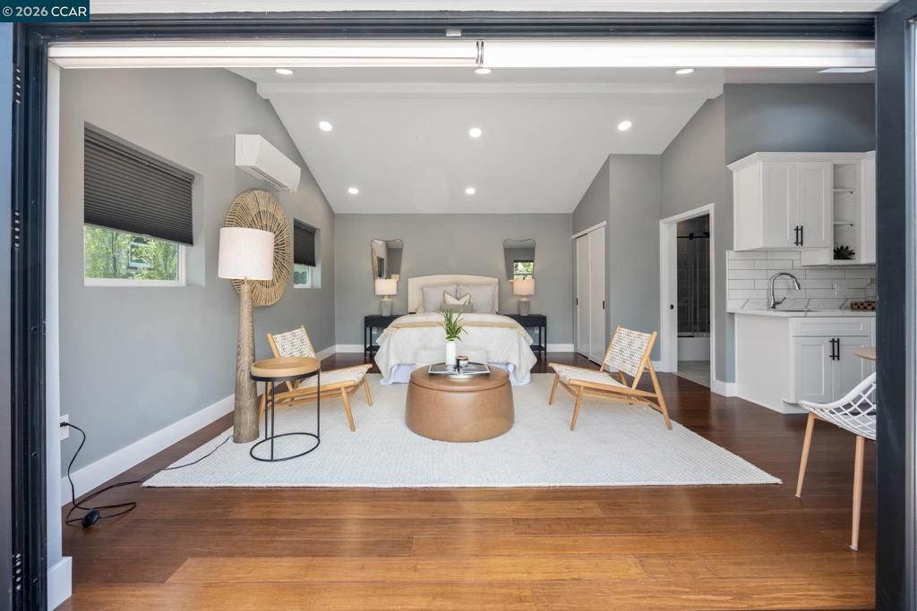 Image 47 of property listing at 628 Poirier St, Oakland, CA 94609