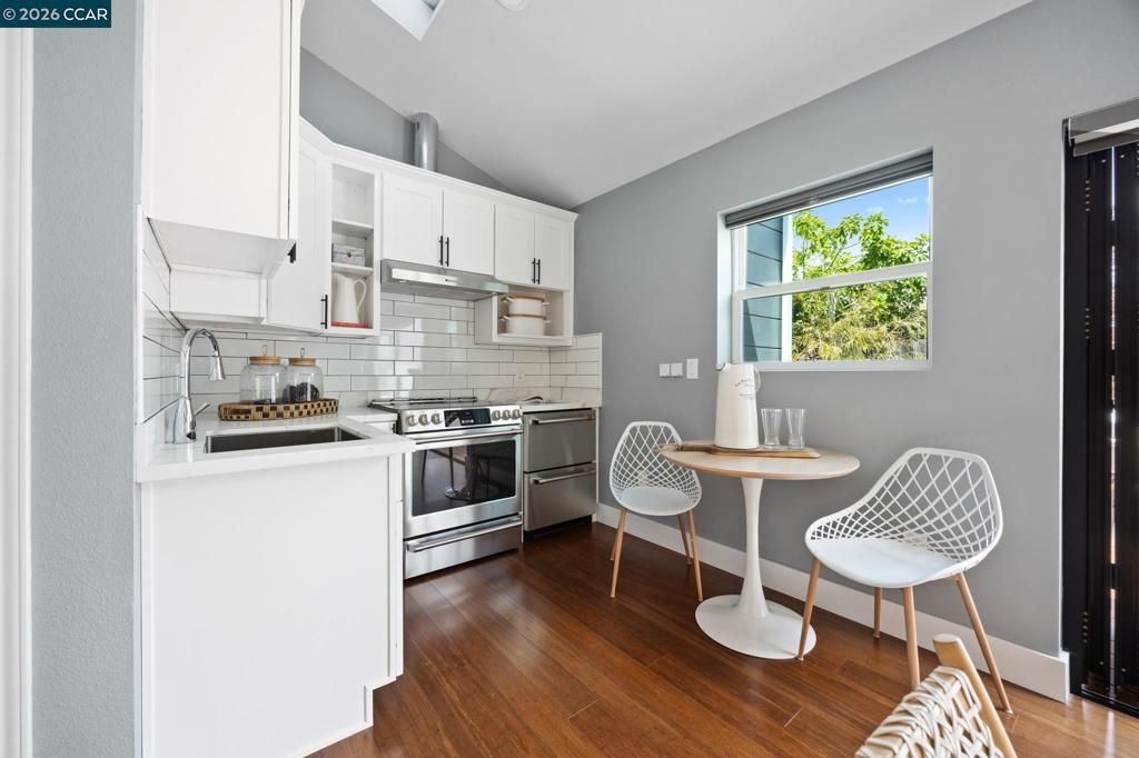 Image 53 of property listing at 628 Poirier St, Oakland, CA 94609