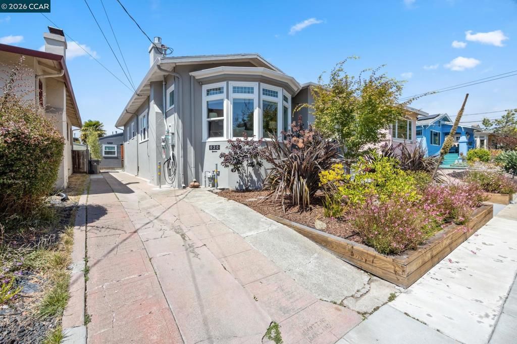 Image 61 of property listing at 628 Poirier St, Oakland, CA 94609