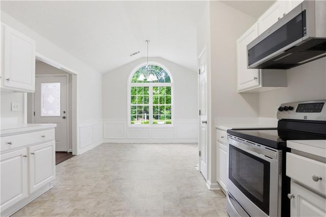 65 Williams Court, Hoschton, GA 30548