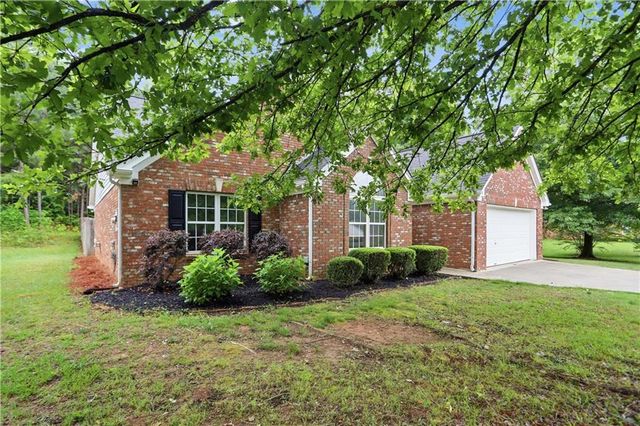 65 Williams Court, Hoschton, GA 30548