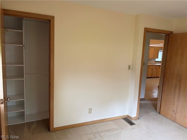 2821 Trabar Drive, Willoughby Hills, OH 44092