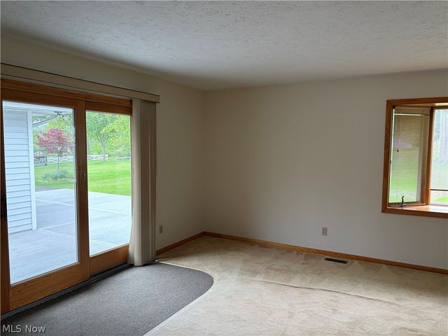 2821 Trabar Drive, Willoughby Hills, OH 44092
