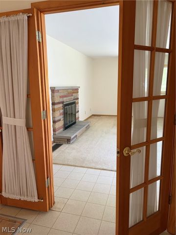 2821 Trabar Drive, Willoughby Hills, OH 44092