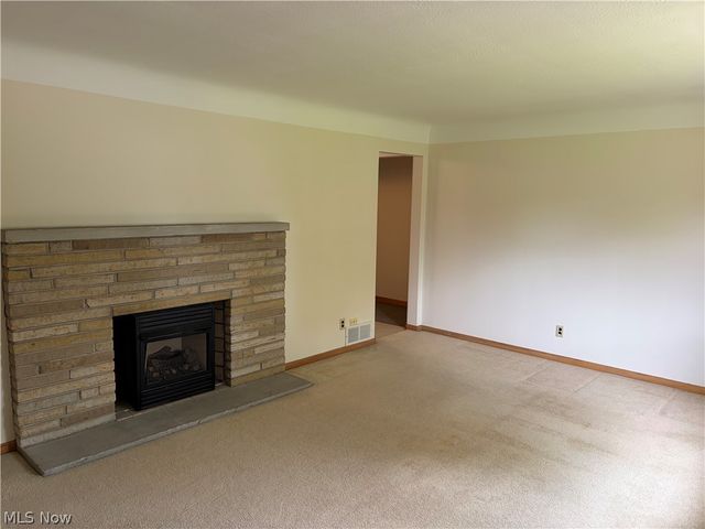 2821 Trabar Drive, Willoughby Hills, OH 44092