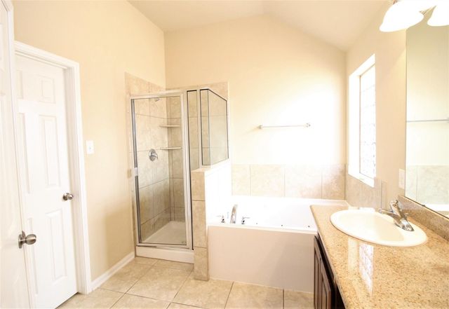2309 Shadow Canyon Court, Pearland, TX 77584