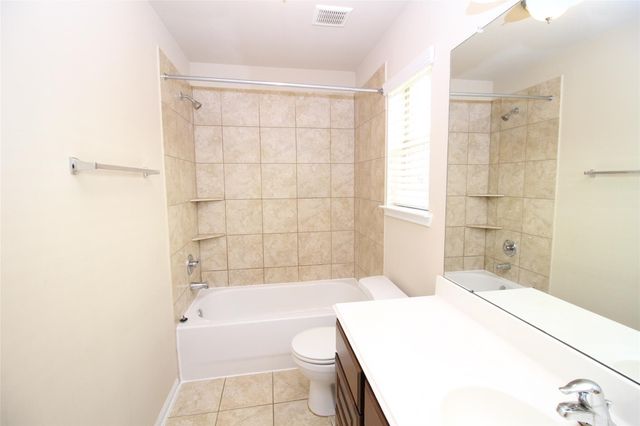 2309 Shadow Canyon Court, Pearland, TX 77584