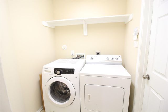 2309 Shadow Canyon Court, Pearland, TX 77584