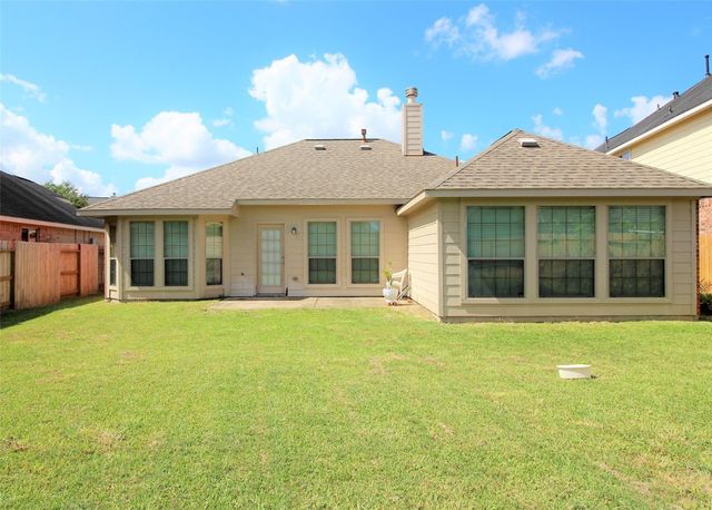 2309 Shadow Canyon Court, Pearland, TX 77584