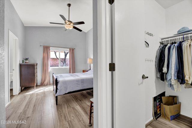 7757 S Precious Opal Drive, Tucson, AZ 85747