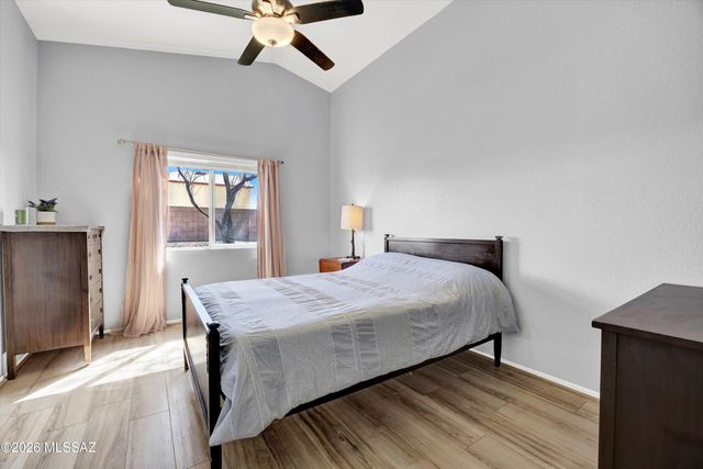 7757 S Precious Opal Drive, Tucson, AZ 85747