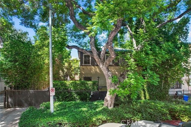 155 S Westmoreland Avenue, Los Angeles, CA 90004