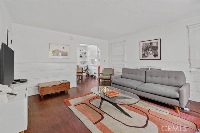 155 S Westmoreland Avenue, Los Angeles, CA 90004