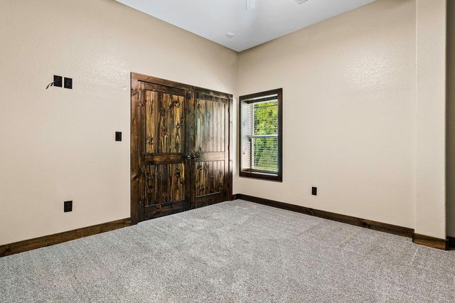 5481 Us Highway 190 W, Livingston, TX 77351