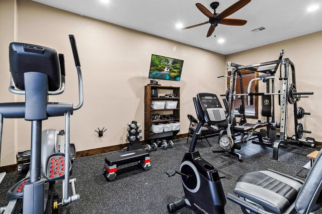 5481 Us Highway 190 W, Livingston, TX 77351