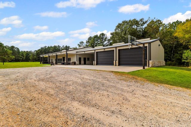 5481 Us Highway 190 W, Livingston, TX 77351