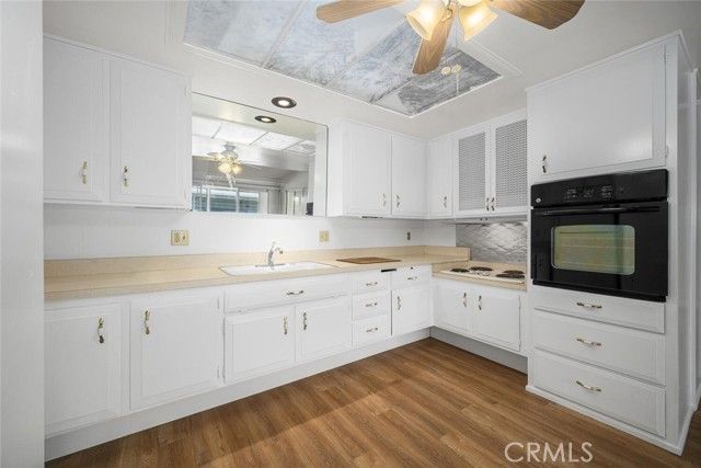 1150 Northwood Road 166E M7, Seal Beach, CA 90740