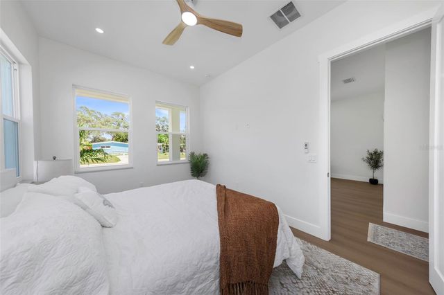 617 FOLSOM STREET S, St Petersburg, FL 33707