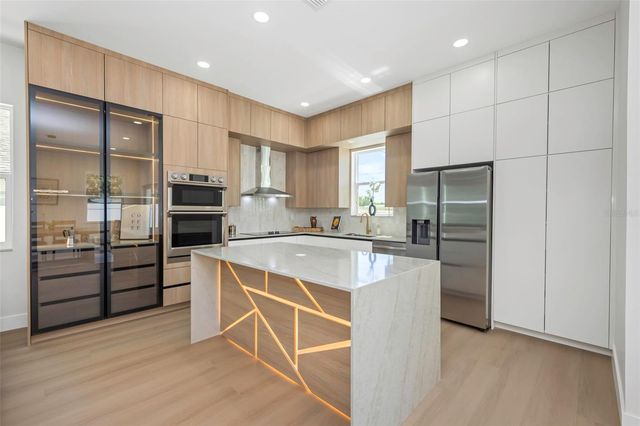 617 FOLSOM STREET S, St Petersburg, FL 33707