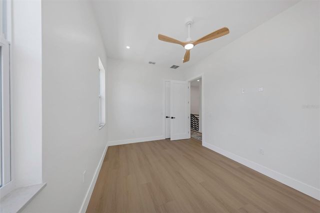617 FOLSOM STREET S, St Petersburg, FL 33707