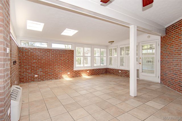 406 Fieldstone Court, Montgomery, AL 36117