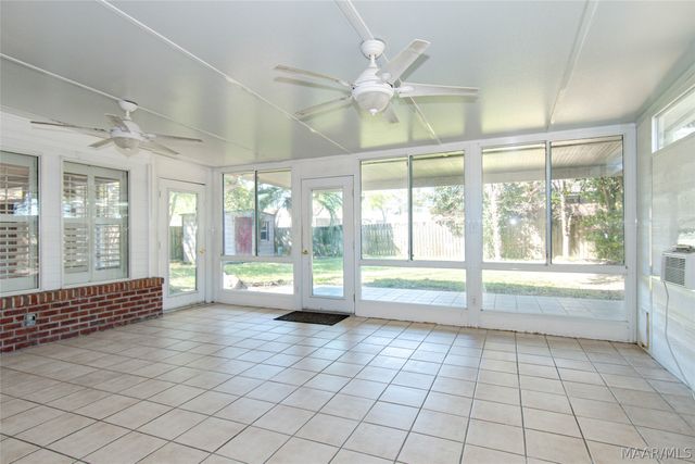 406 Fieldstone Court, Montgomery, AL 36117