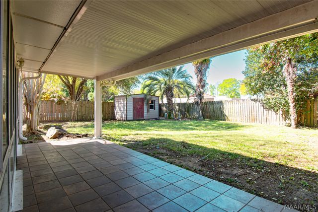 406 Fieldstone Court, Montgomery, AL 36117