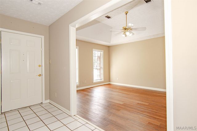 406 Fieldstone Court, Montgomery, AL 36117