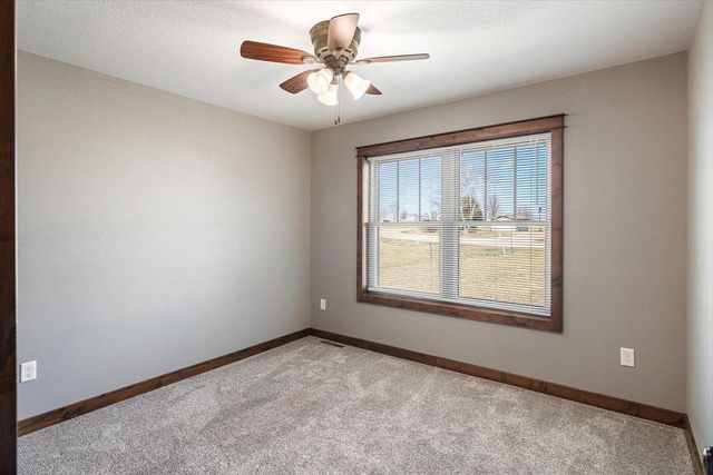 S4676 Erickson LANE, Viroqua, WI 54665