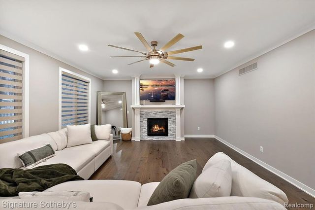 54085 Deadwood Lane, Shelby Twp, MI 48316