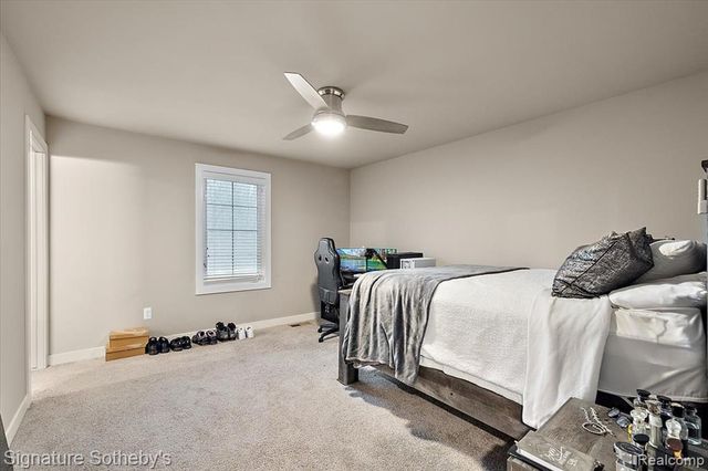 54085 Deadwood Lane, Shelby Twp, MI 48316