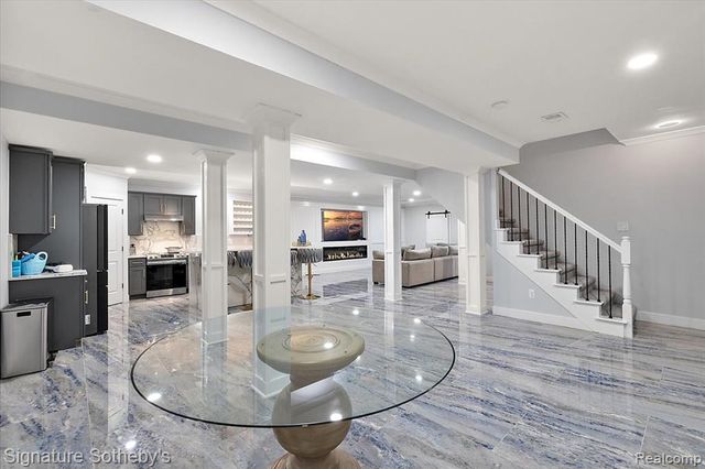 54085 Deadwood Lane, Shelby Twp, MI 48316