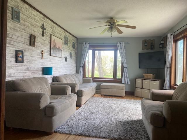 23382 60th Avenue S, Hawley, MN 56549