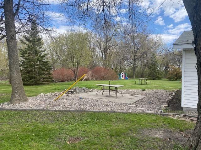 23382 60th Avenue S, Hawley, MN 56549