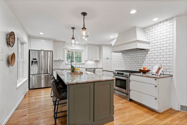 7845 Blackbird Lane, Dallas, TX 75238