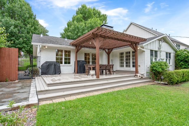 7845 Blackbird Lane, Dallas, TX 75238